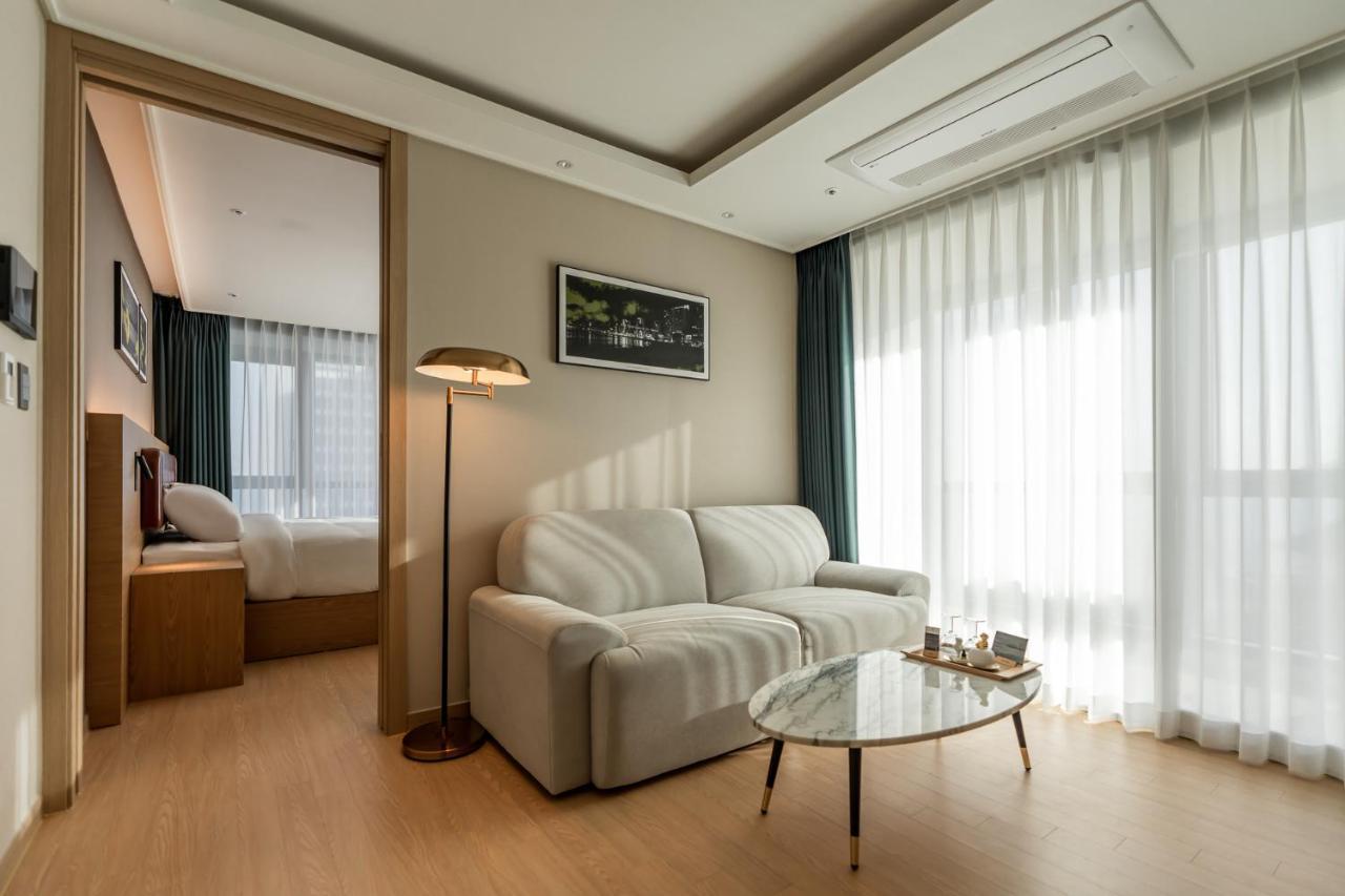 D Ov Haeundae Hotel Busan Bagian luar foto