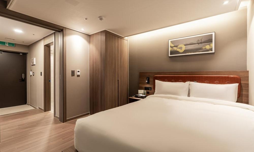D Ov Haeundae Hotel Busan Ruang foto