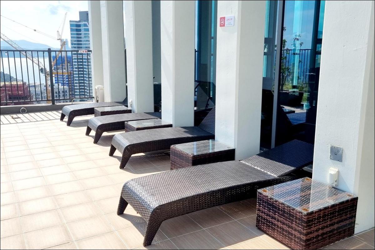 D Ov Haeundae Hotel Busan Bagian luar foto